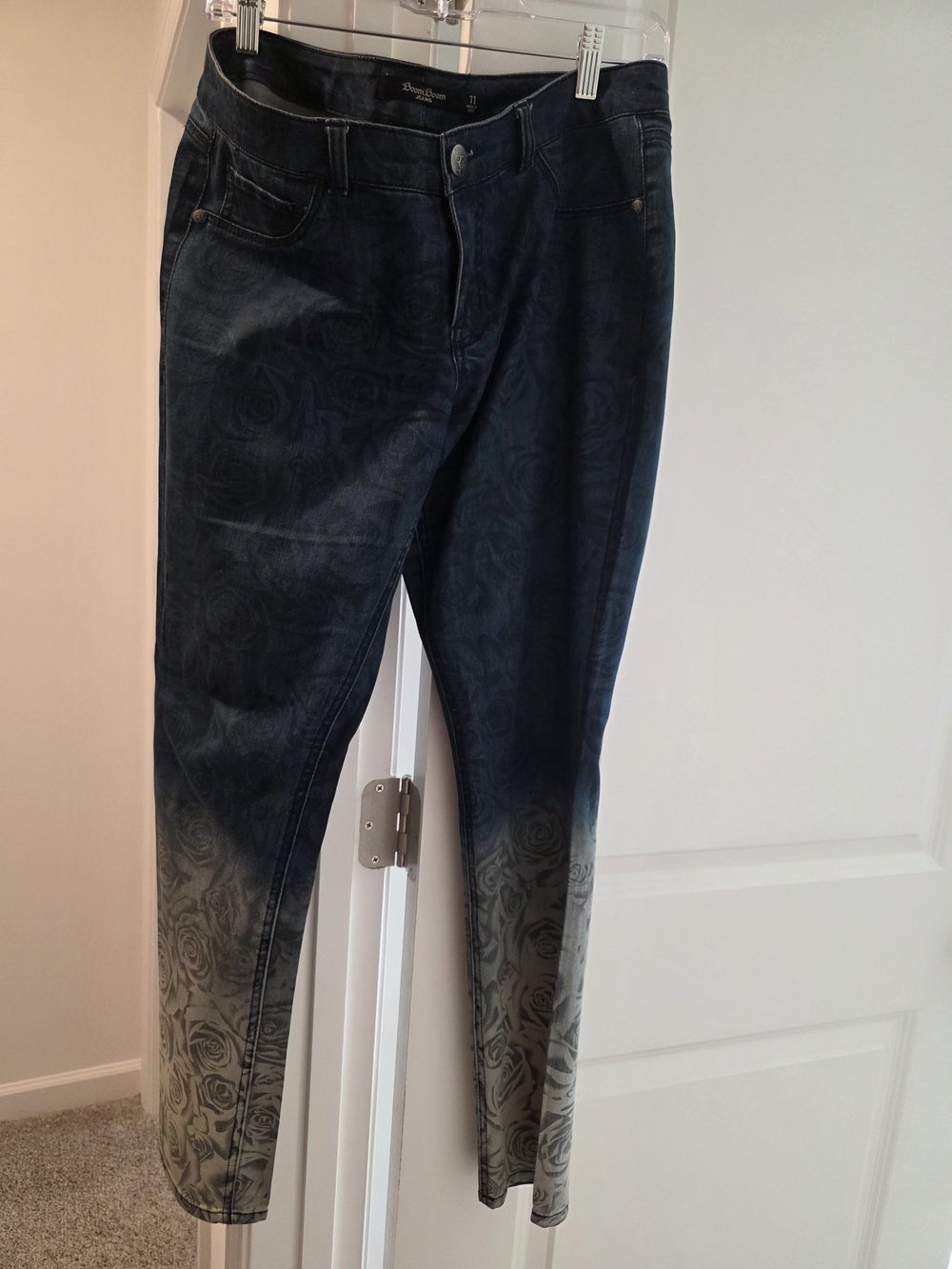 Women’s Blue Ombre Rose-Pattern Jeans - Picture 4 of 4